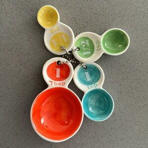 Beautiful measuring spoons! Perfect condition